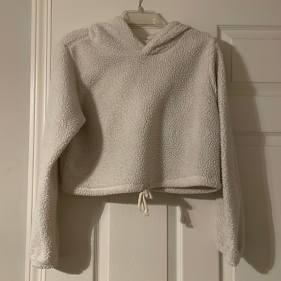 Med cropped hooded faux Sherpa sweatshirt - Picture 1 of 2